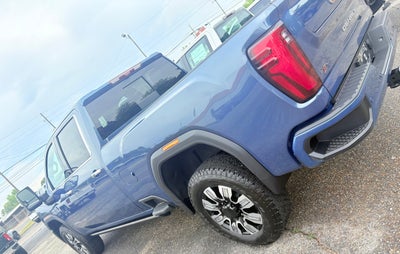 2025 GMC Sierra 2500 HD Denali