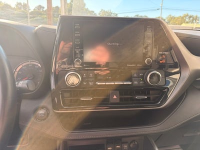2021 Toyota Highlander L