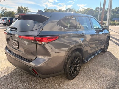 2021 Toyota Highlander L